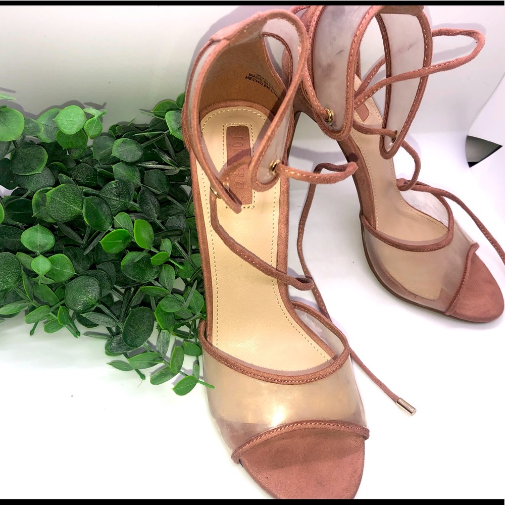 Pink shoes